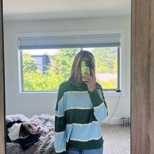 Lightly worn quicksilver oversized long sleeve t